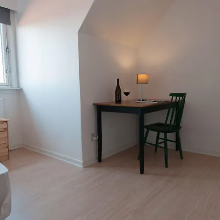 Hotel Hos Engholm 2*