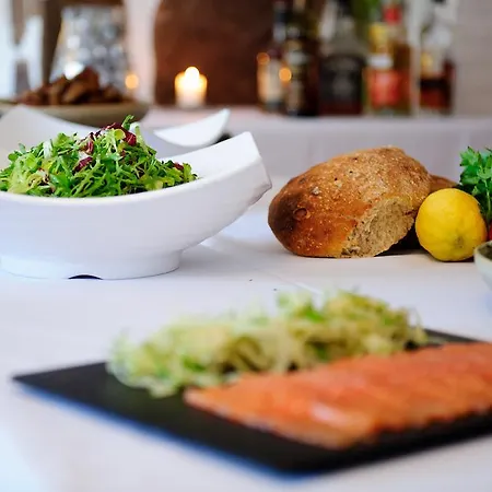 Hos Engholm Allinge-Sandvig