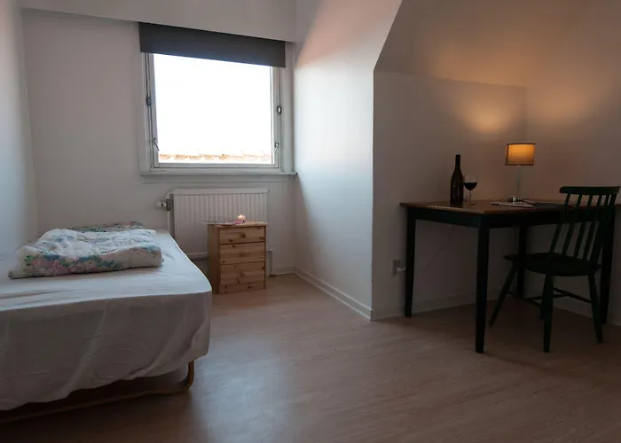 Hotel Hos Engholm 2*