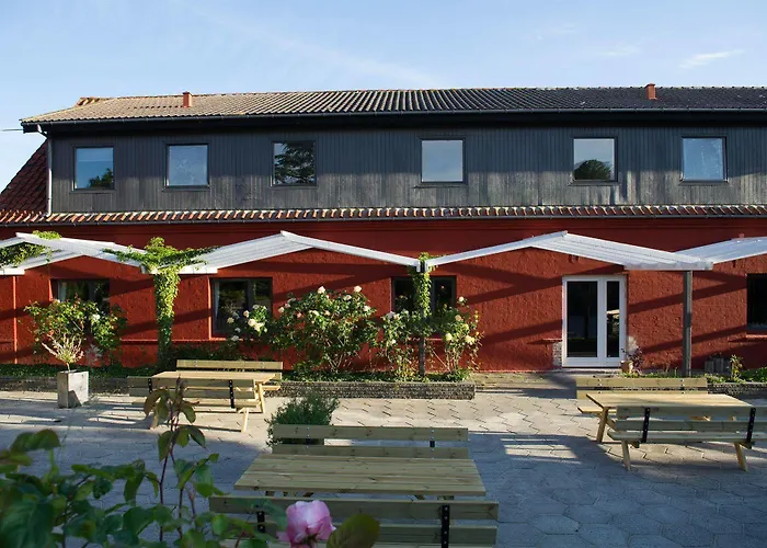 Hotel Hos Engholm 2*